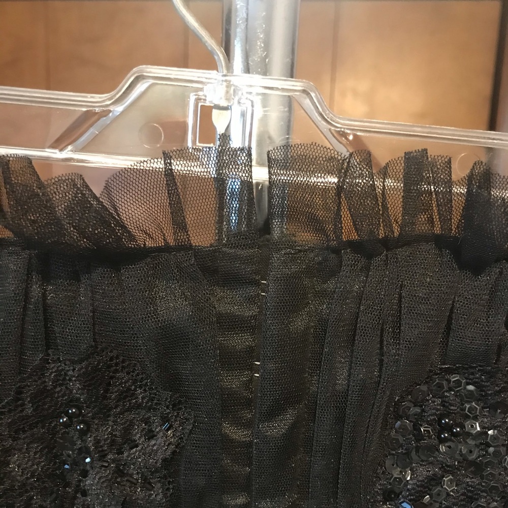 Corset - Picture 3 of 6